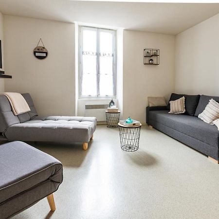 Studio Centre Ville Avec Parking Prive Cholet Exteriér fotografie