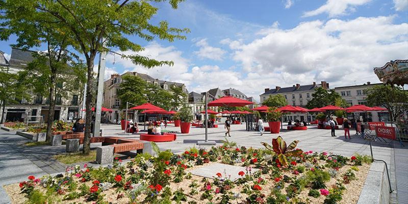 Studio Centre Ville Avec Parking Prive Cholet Exteriér fotografie
