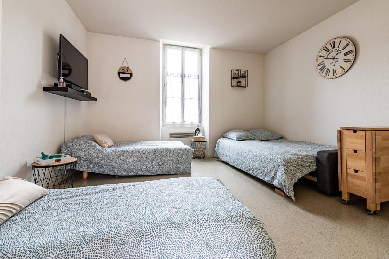 Studio Centre Ville Avec Parking Prive Cholet Exteriér fotografie